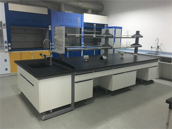 实验台展区