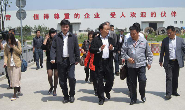 热烈庆祝汉闵中央实验台供应商供应厂家与嘉兴石化有限公司达成合作|汉闵实验室家具 热烈庆祝汉闵中央实验台供应商供应厂家与嘉兴石化有限公司达成合作|汉闵实验室家具